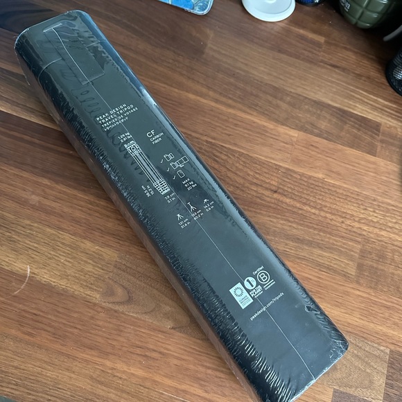 Peak Design - Carbon Fiber - Travel Tripod - Picture 4 of 5